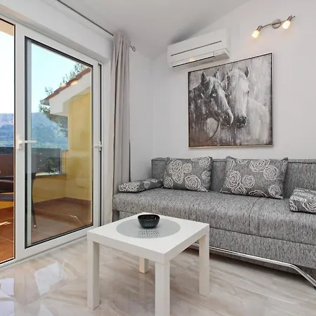 Sunshine Residence Baska بيت ضيافة