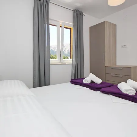 Sunshine Residence Baska 3*
