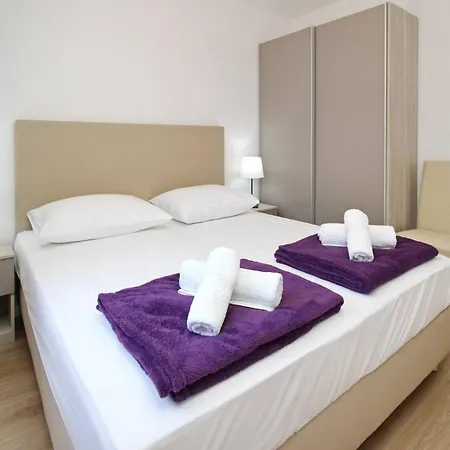 بيت ضيافة Sunshine Residence Baska