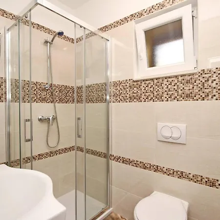 Sunshine Residence Baska
