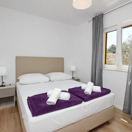 Sunshine Residence Baska Gasthof