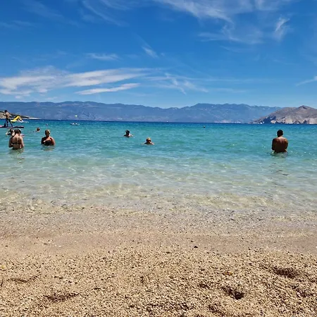 Sunshine Residence Baska Gasthof