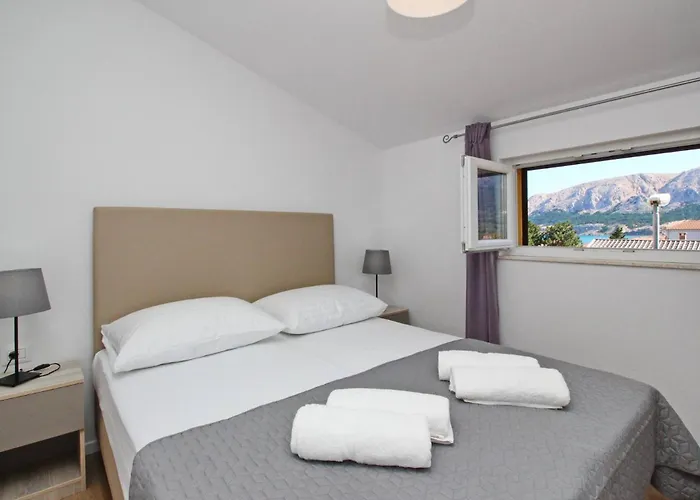 Sunshine Residence Baska 3*