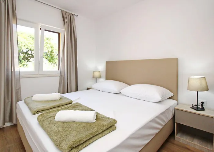 Sunshine Residence Baska Gasthof 3*