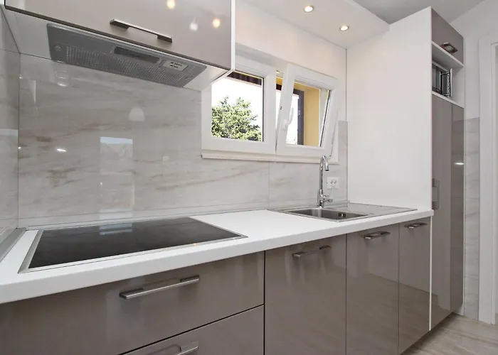 Konukevi Sunshine Baška